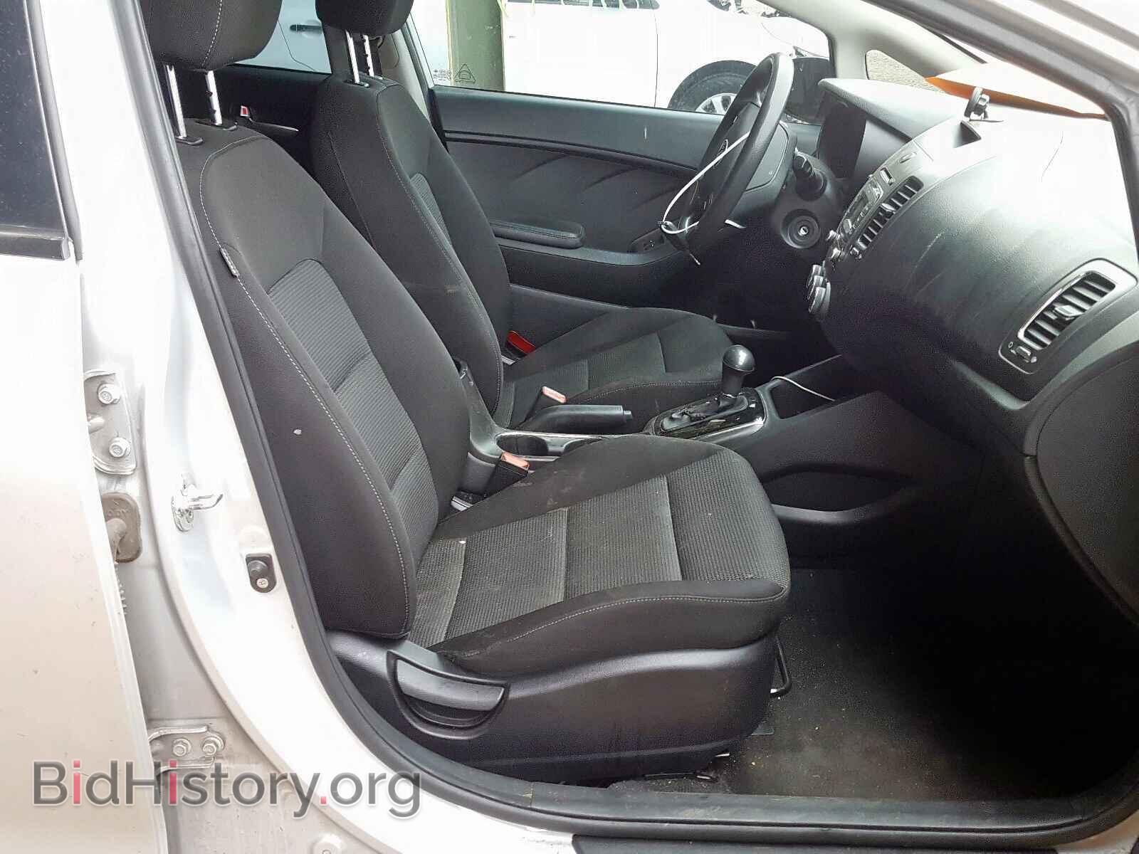 2017 KIA FORTE - VIN: 3KPFK4A73HE045864 - Фото 5