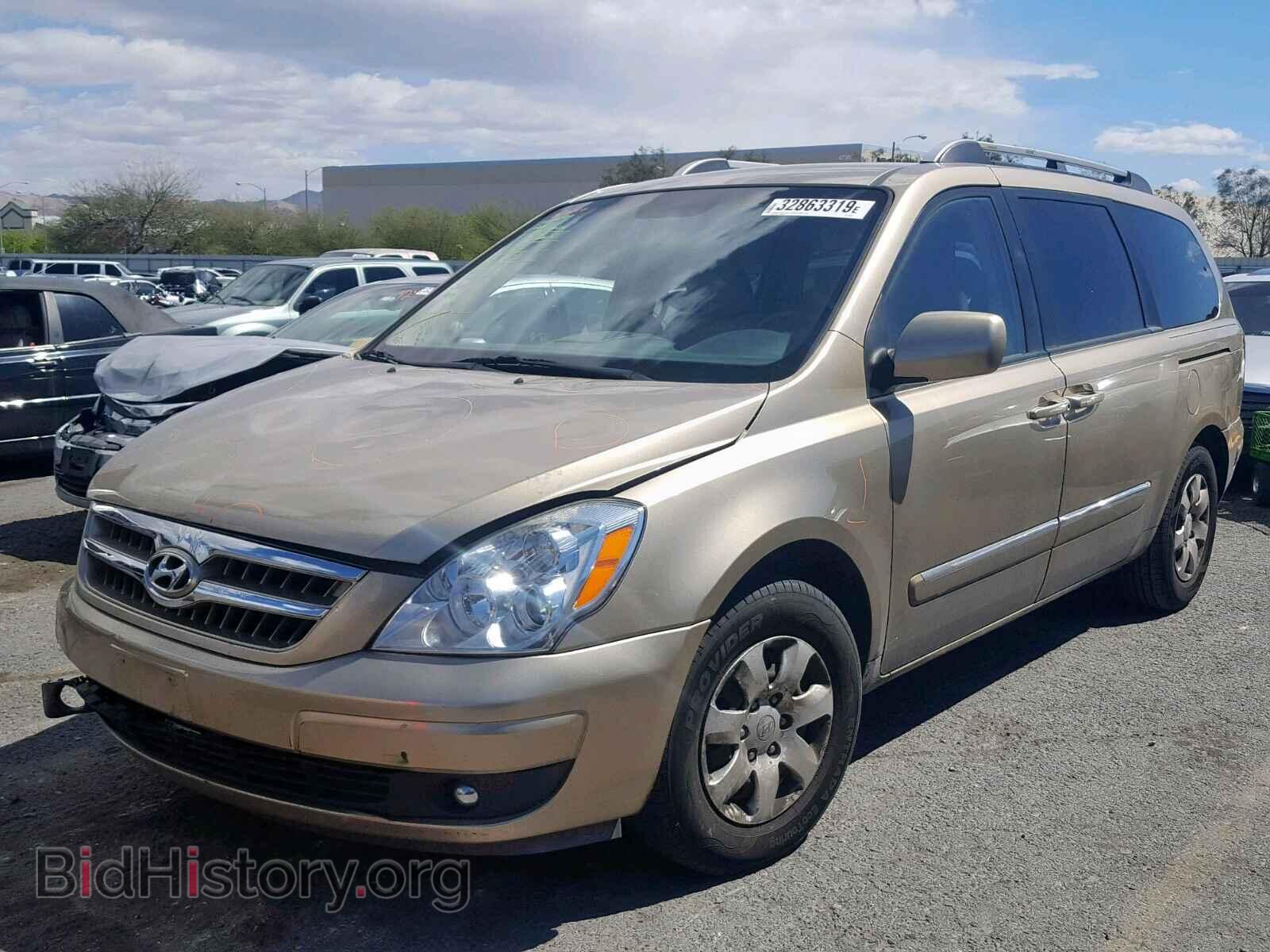 2007 HYUNDAI ENTOURAGE - VIN: KNDMC233076014823 - Фото 2