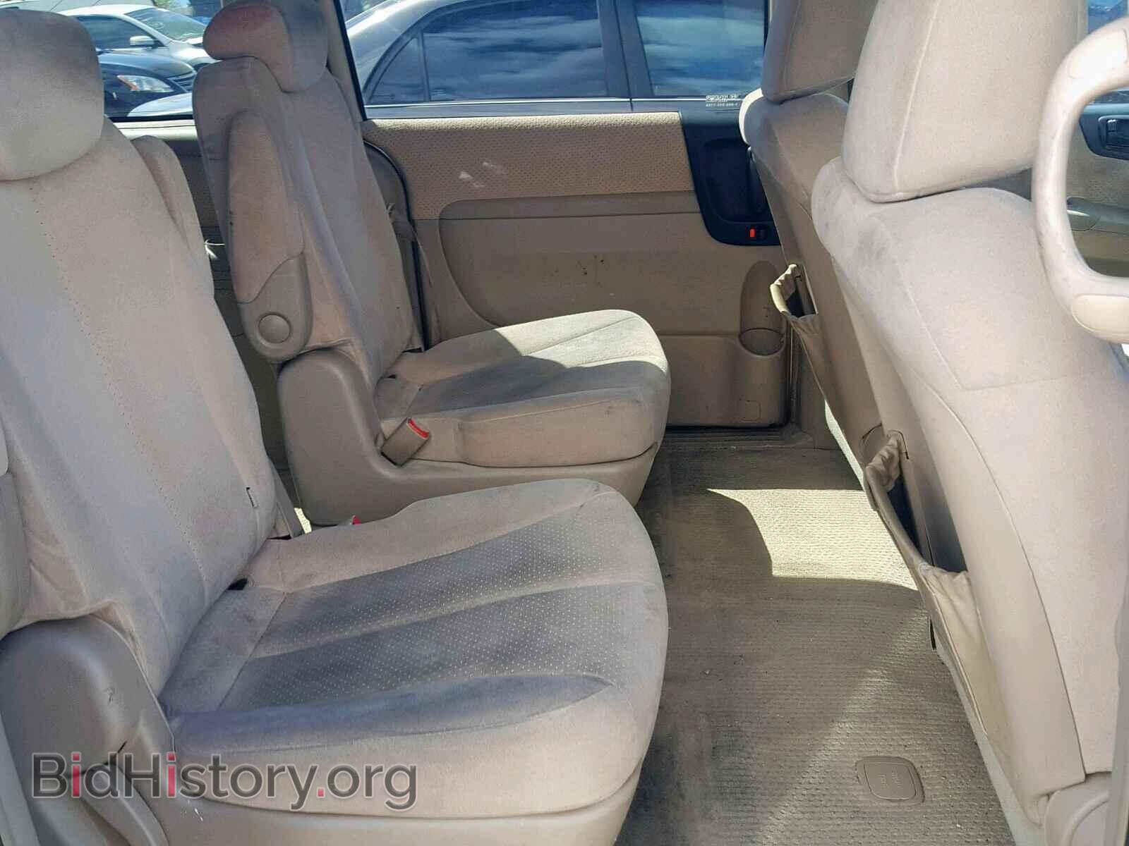 2007 HYUNDAI ENTOURAGE - VIN: KNDMC233076014823 - Фото 6