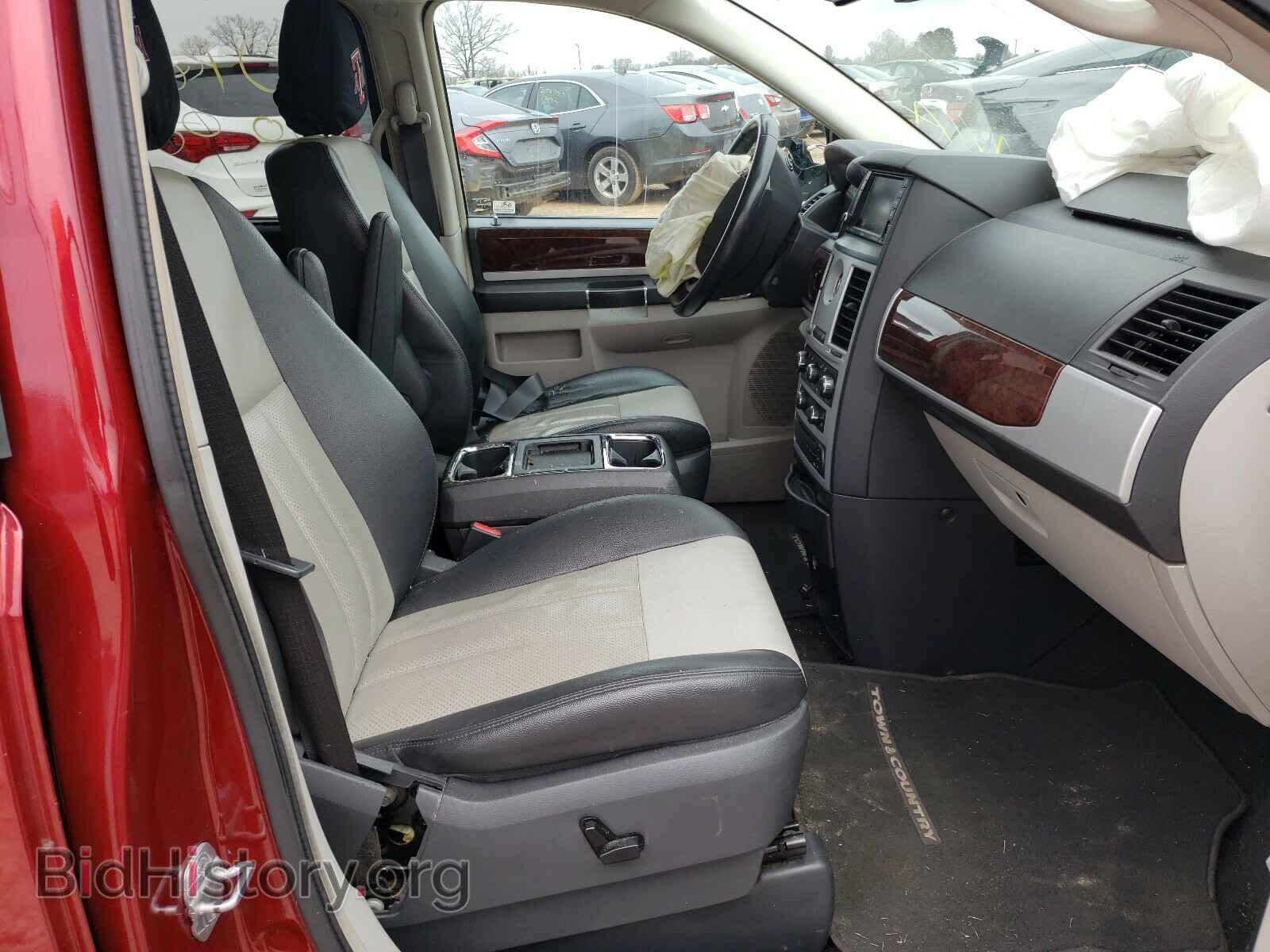 2010 CHRYSLER MINIVAN - VIN: 2A4RR8DX5AR398651 - Фото 5