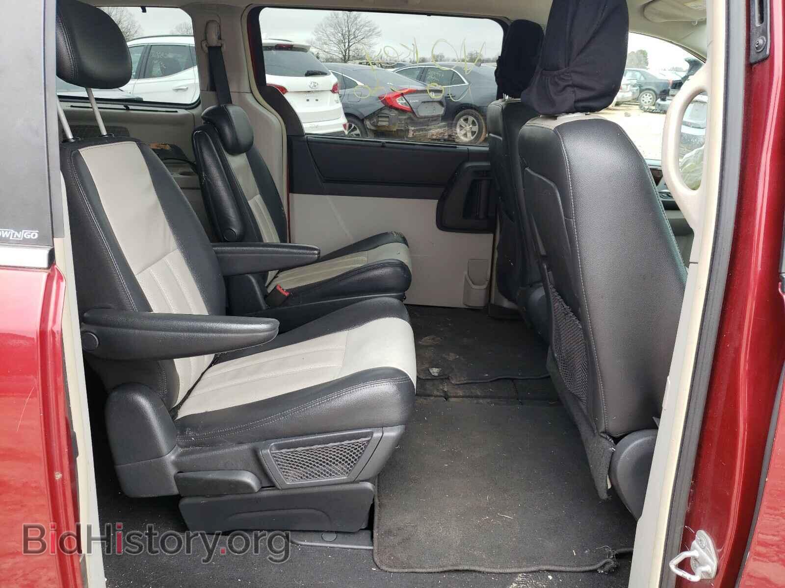 2010 CHRYSLER MINIVAN - VIN: 2A4RR8DX5AR398651 - Фото 6