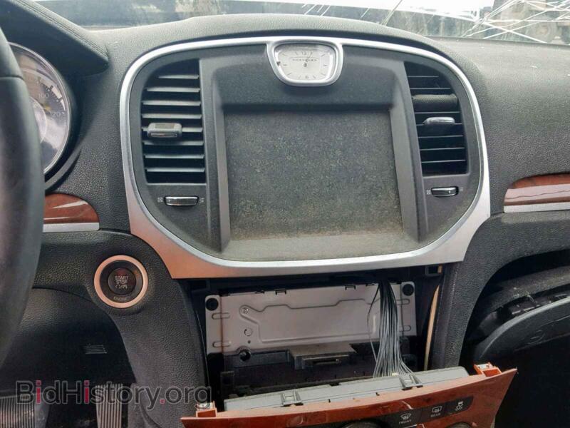 2014 Chrysler 300 (VIN 2C3CCAAGXEH289000) — photo 9 of 10