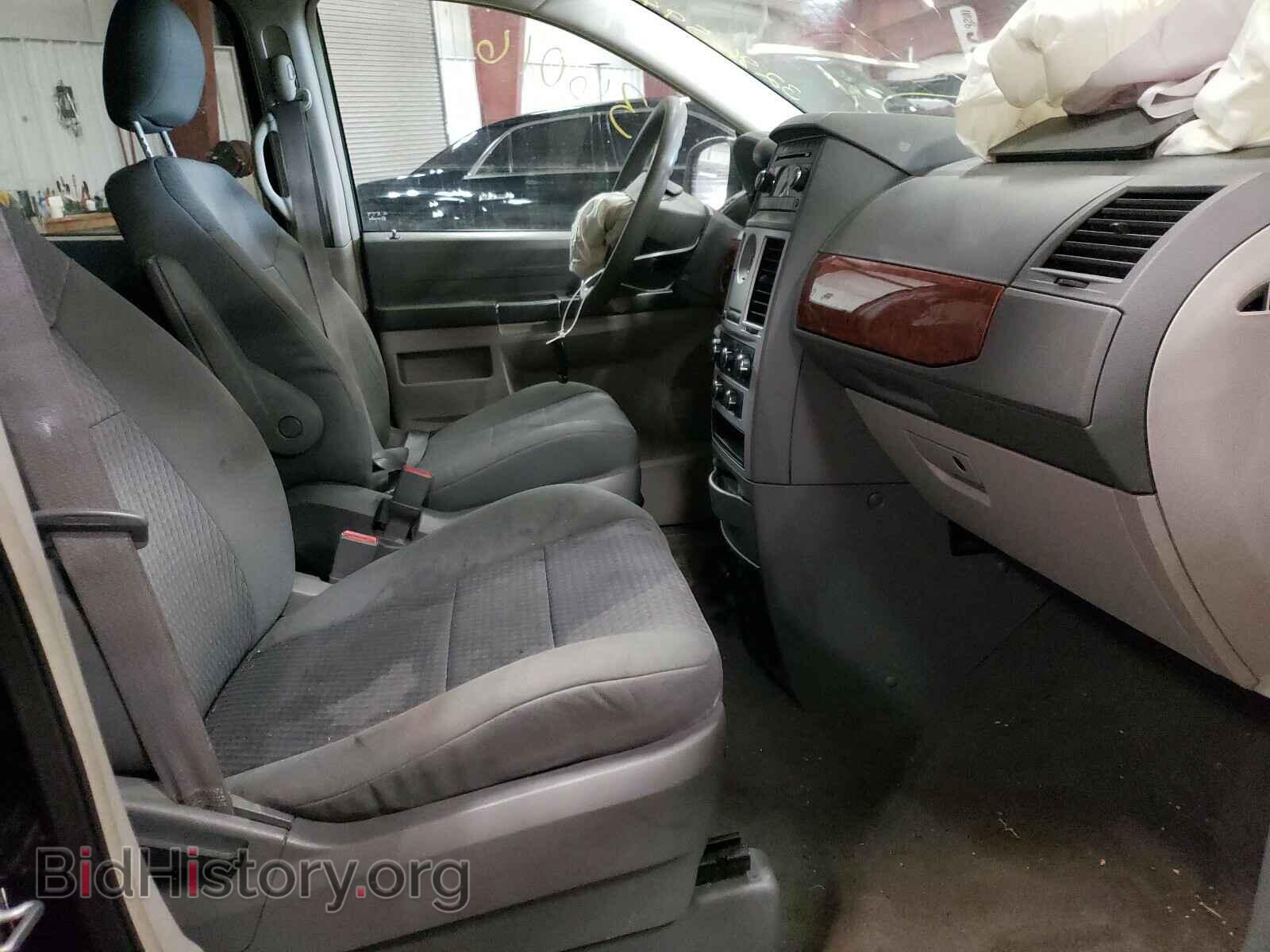 2009 CHRYSLER MINIVAN - VIN: 2A8HR44E99R590913 - Фото 5