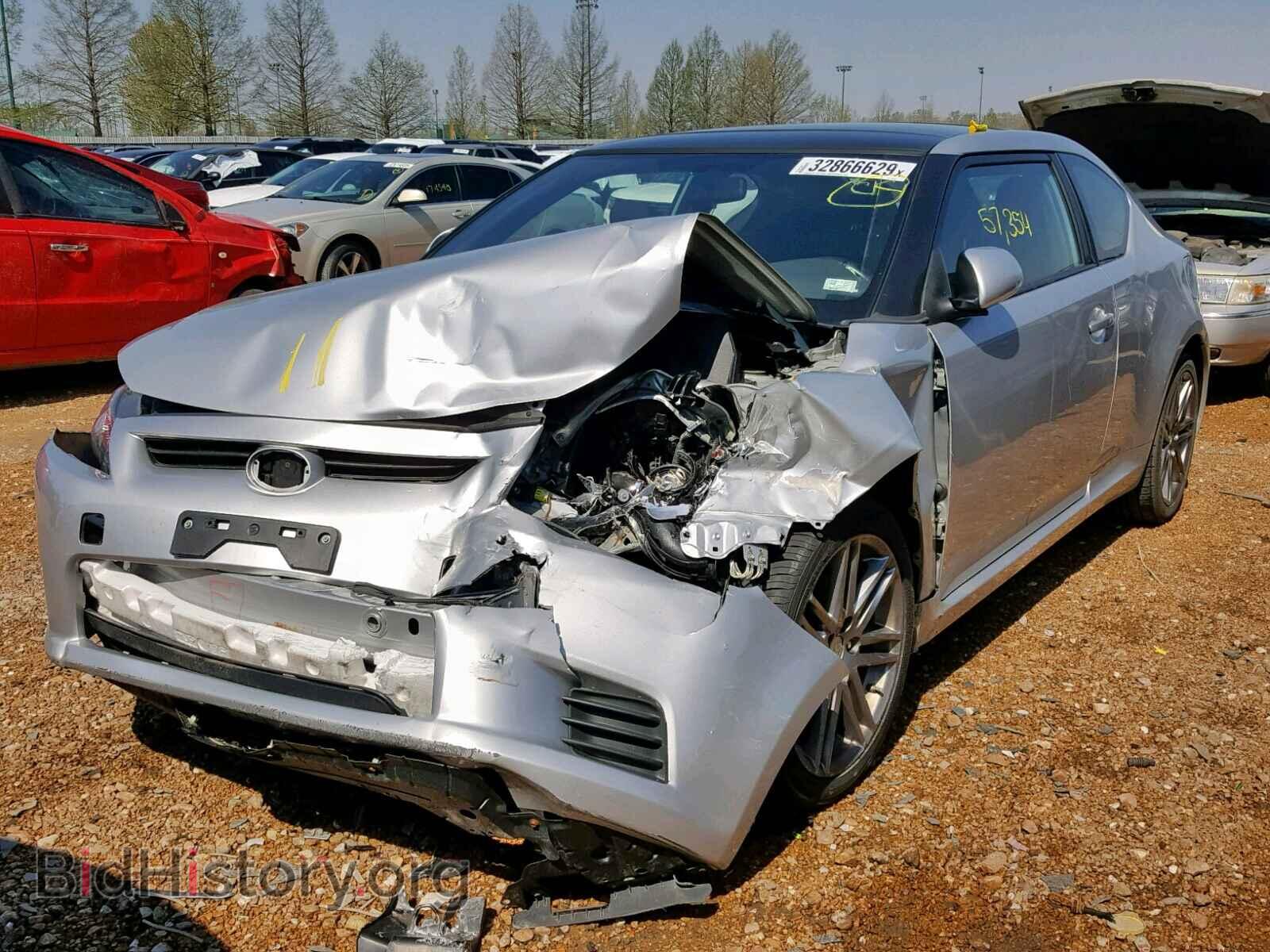 2011 TOYOTA SCION TC - VIN: JTKJF5C71B3012824 - Фото 2