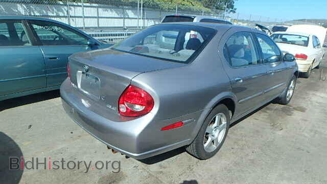 2000 NISSAN MAXIMA - VIN: JN1CA31D3YT703070 - Photo 4