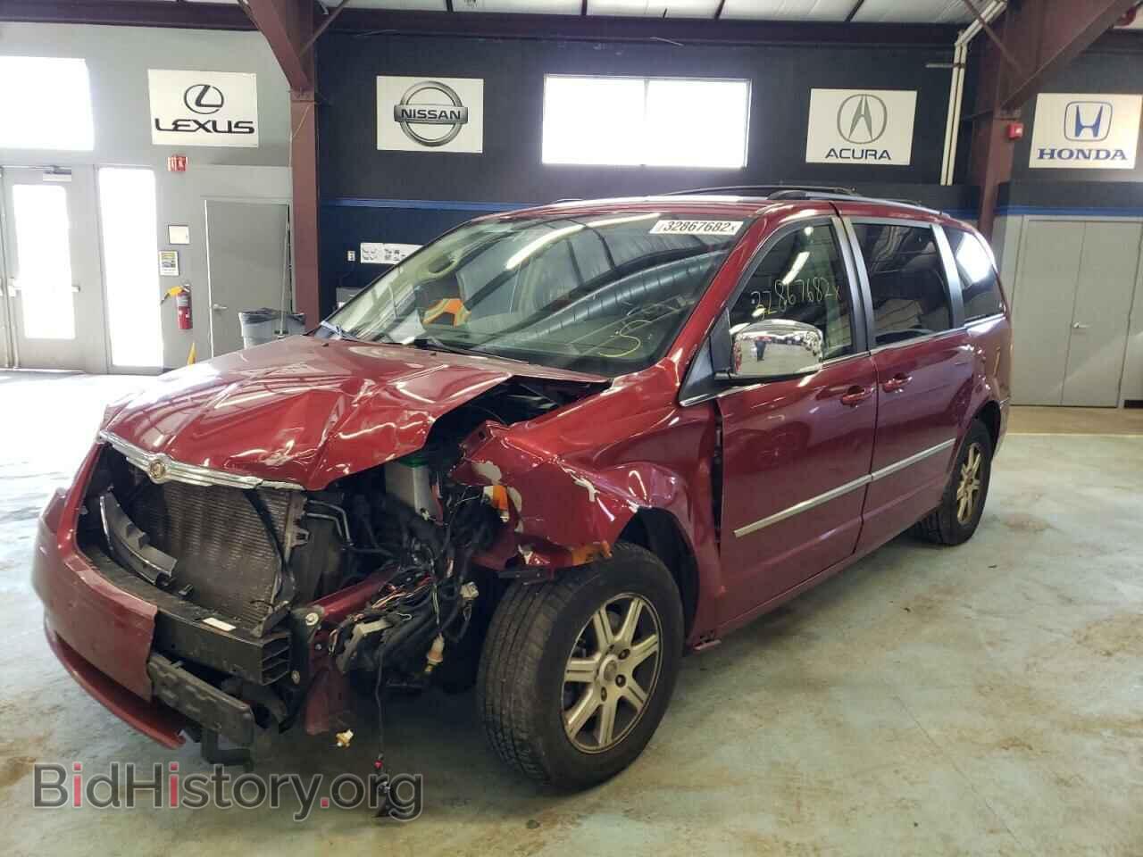2010 CHRYSLER MINIVAN - VIN: 2A4RR8DX0AR398878 - Фото 2