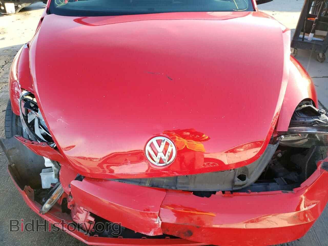 2014 VOLKSWAGEN BEETLE - VIN: 3VW507AT0EM819647 - Фото 7