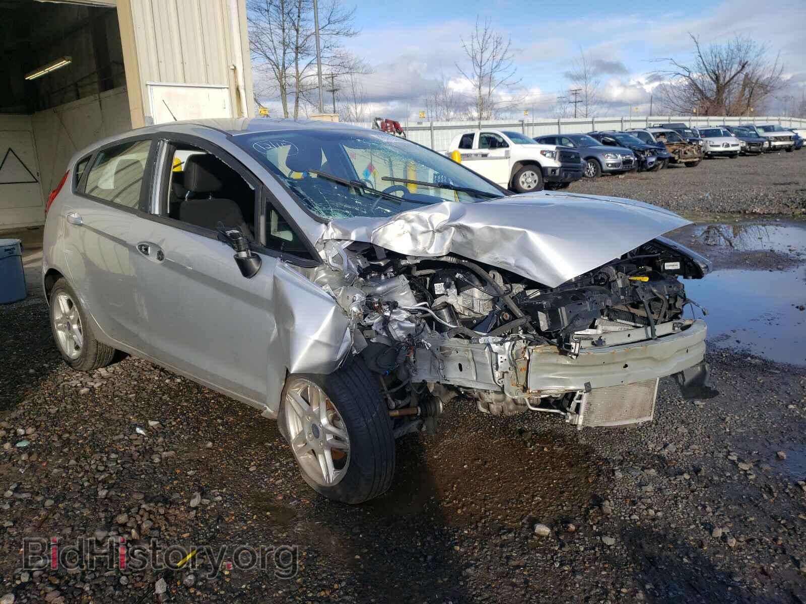 Photo 3FADP4EJ1KM138299 - FORD FIESTA 2019