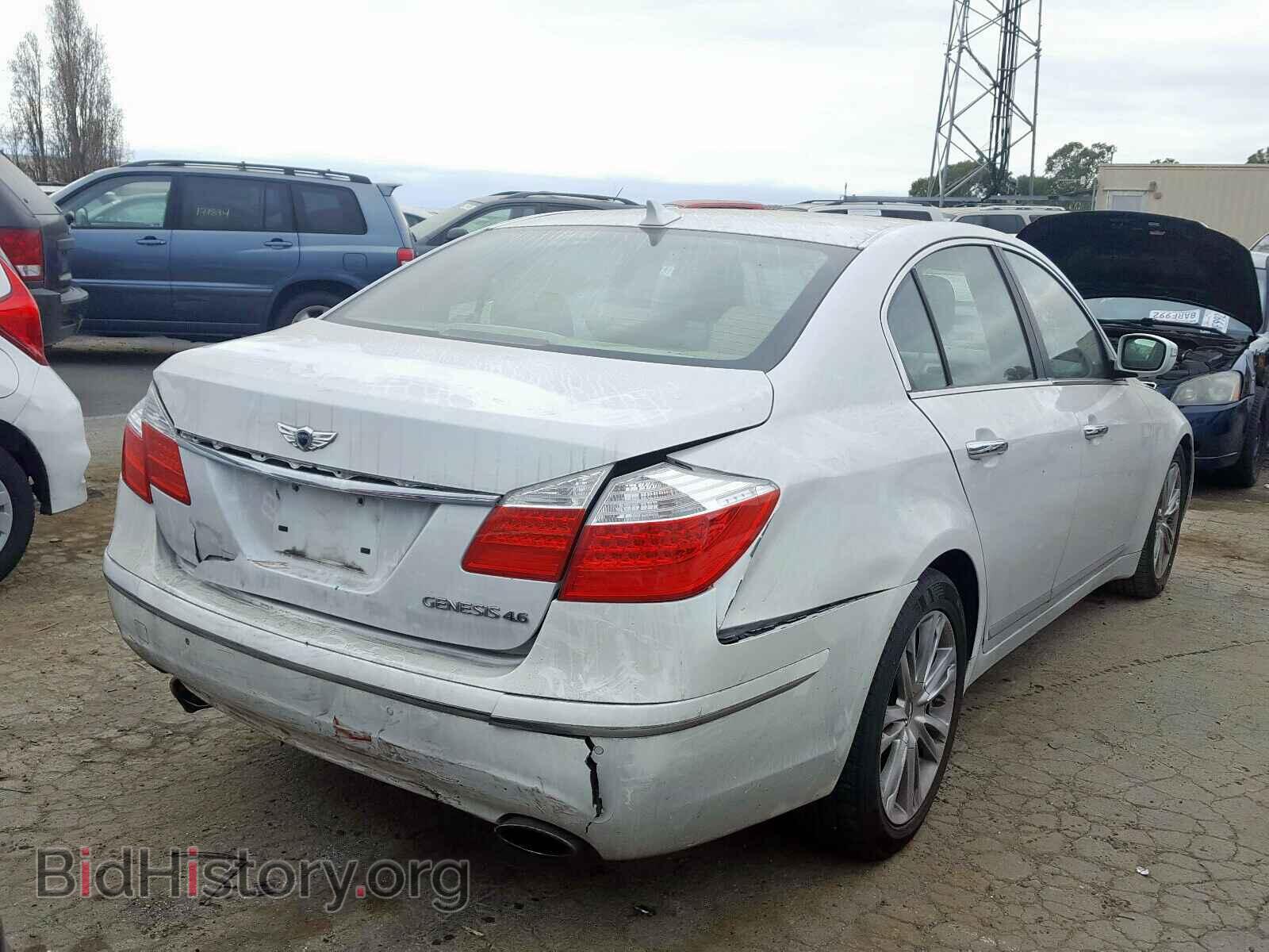 2011 HYUNDAI GENESIS - VIN: KMHGC4DF7BU138363 - Фото 4
