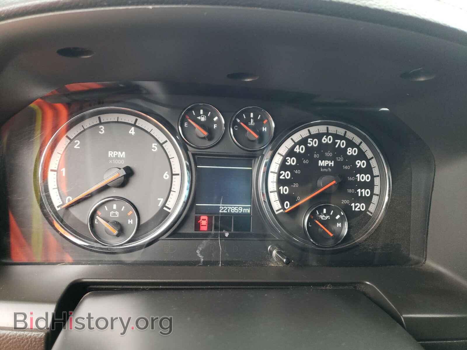 2011 DODGE RAM 1500 - VIN: 1D7RB1GT1BS506344 - Фото 8