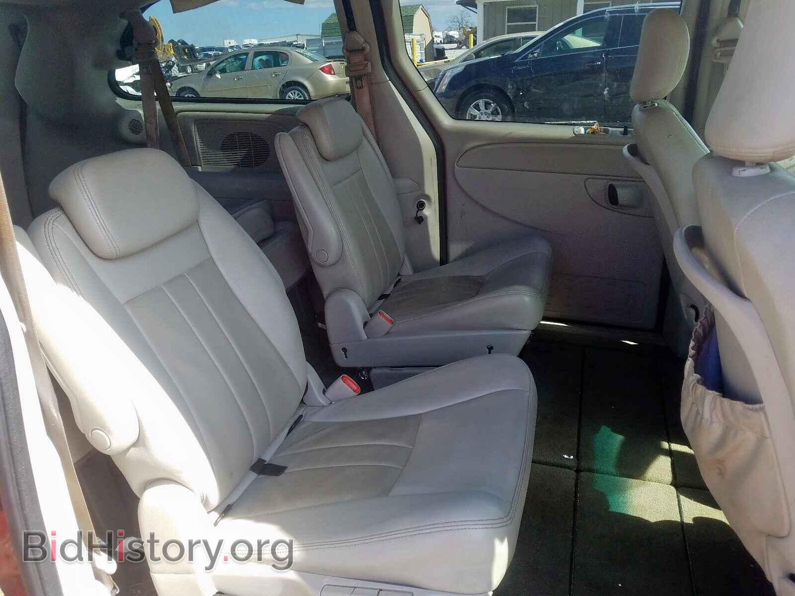 2007 CHRYSLER TOWN & COU - VIN: 2A4GP54L57R208901 - Фото 6
