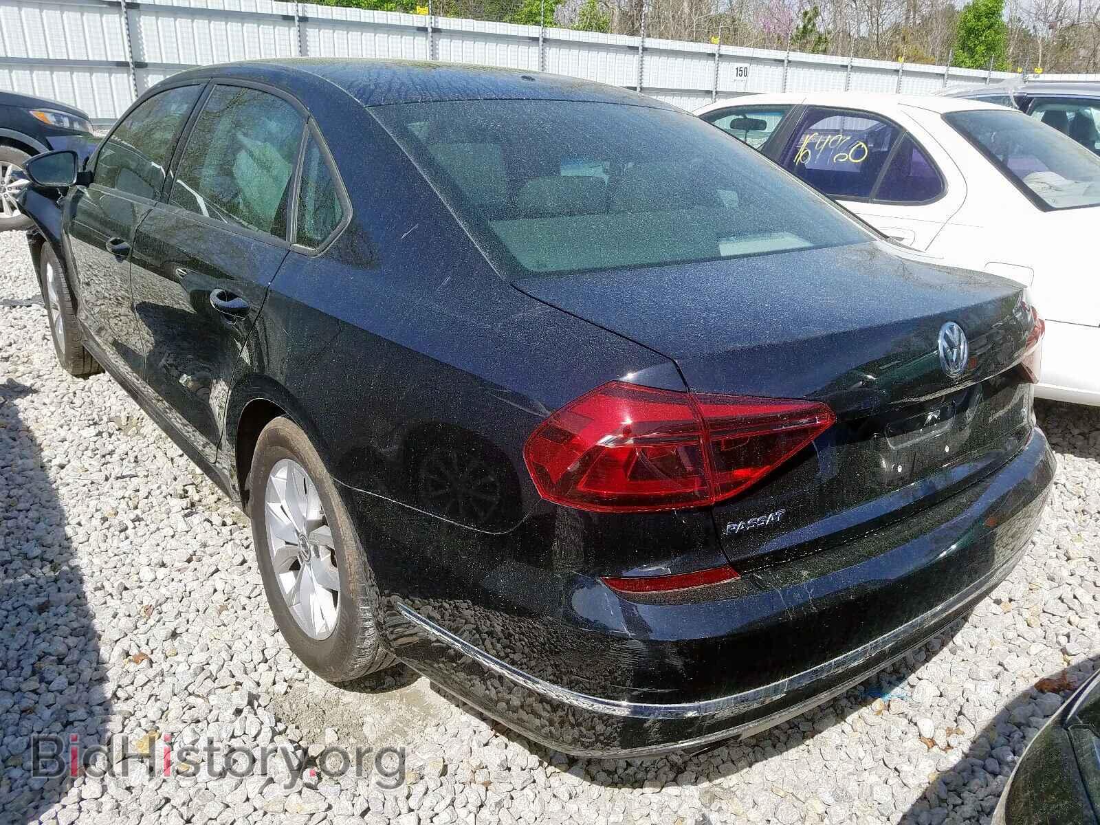 2018 VOLKSWAGEN PASSAT - VIN: 1VWAA7A32JC024199 - Фото 3
