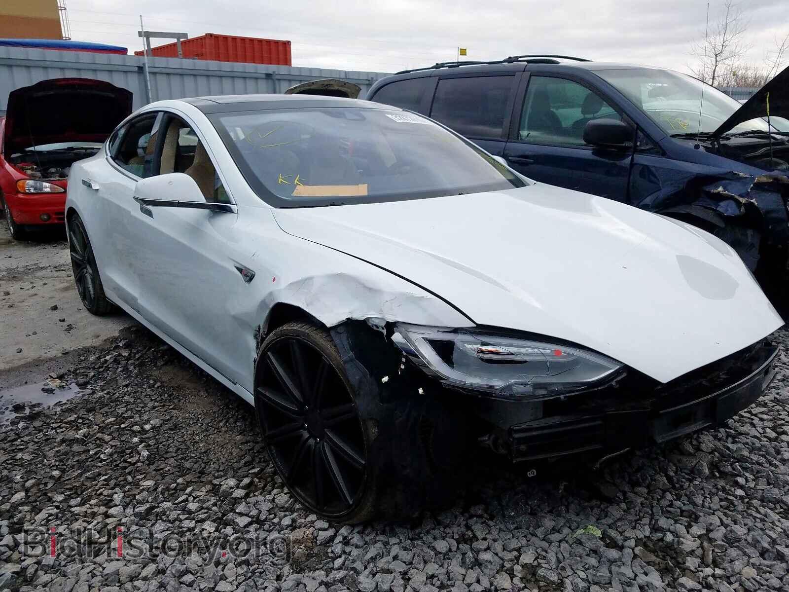 Фотография 5YJSA1E23GF125429 - TESLA MODEL S 2016