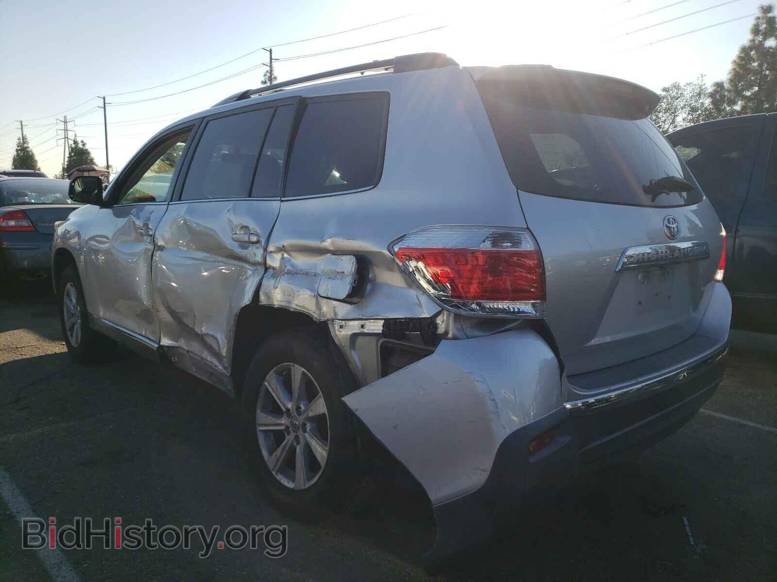 2011 TOYOTA HIGHLANDER - VIN: 5TDZK3EH0BS043089 - Фото 3