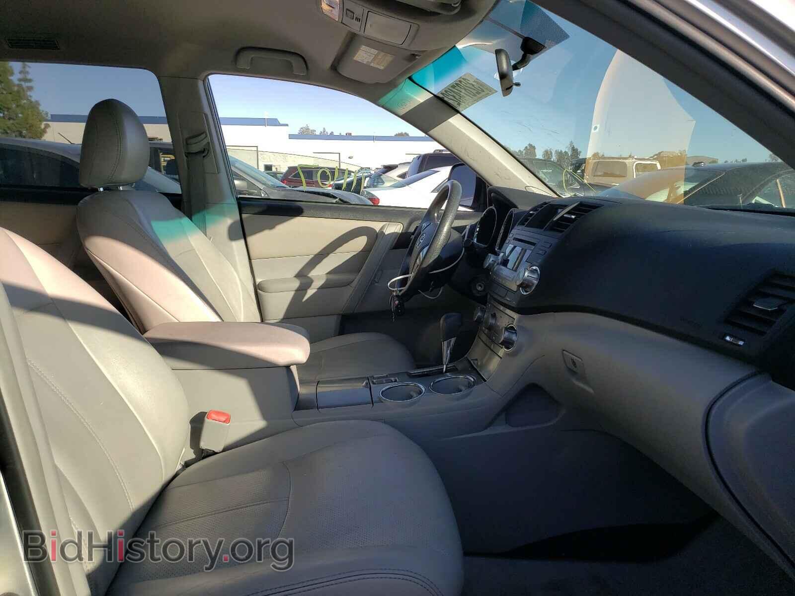 2011 TOYOTA HIGHLANDER - VIN: 5TDZK3EH0BS043089 - Фото 5