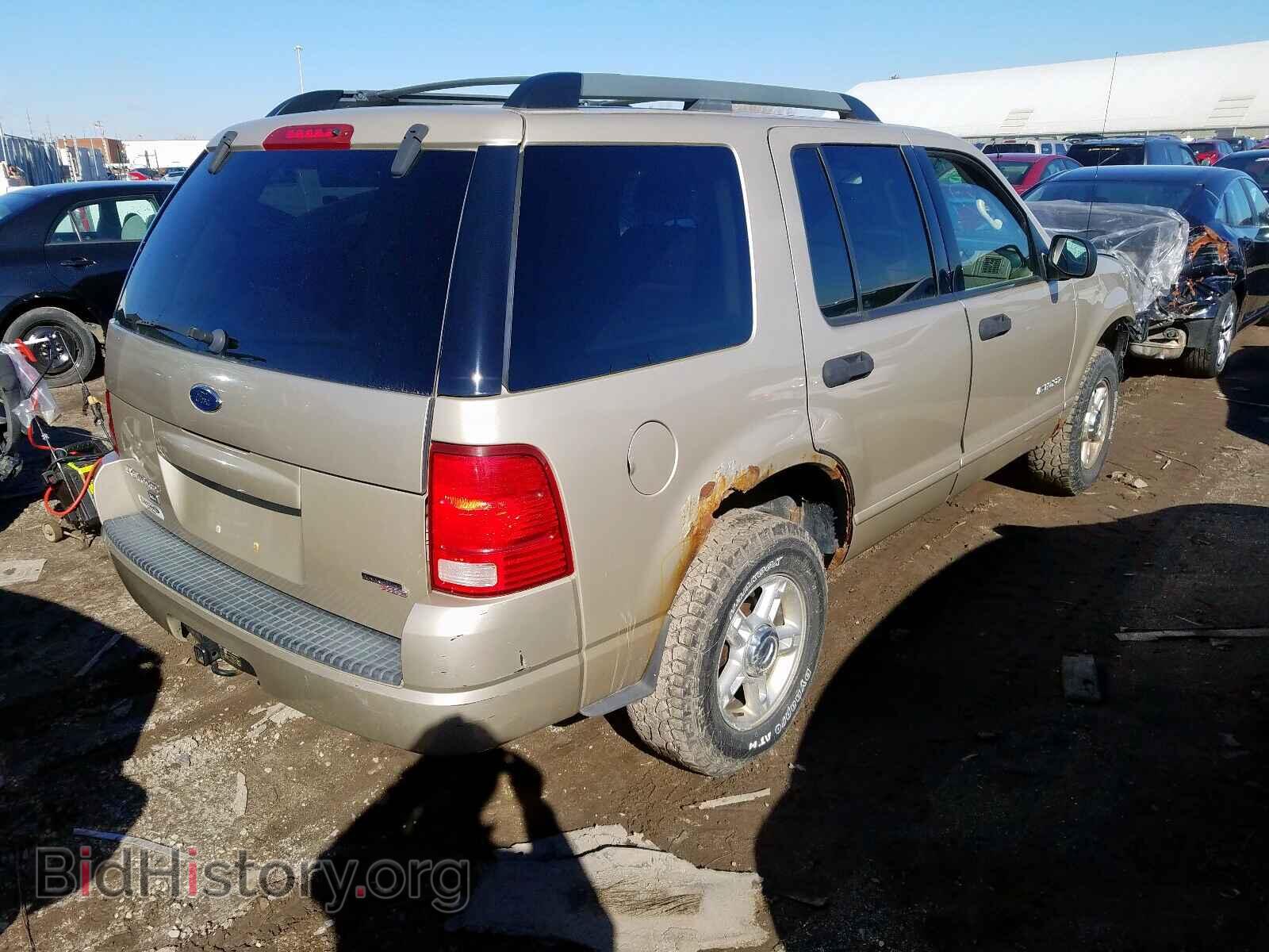 2005 FORD EXPLORER - VIN: 1FMZU73K65UA02428 - Photo 4