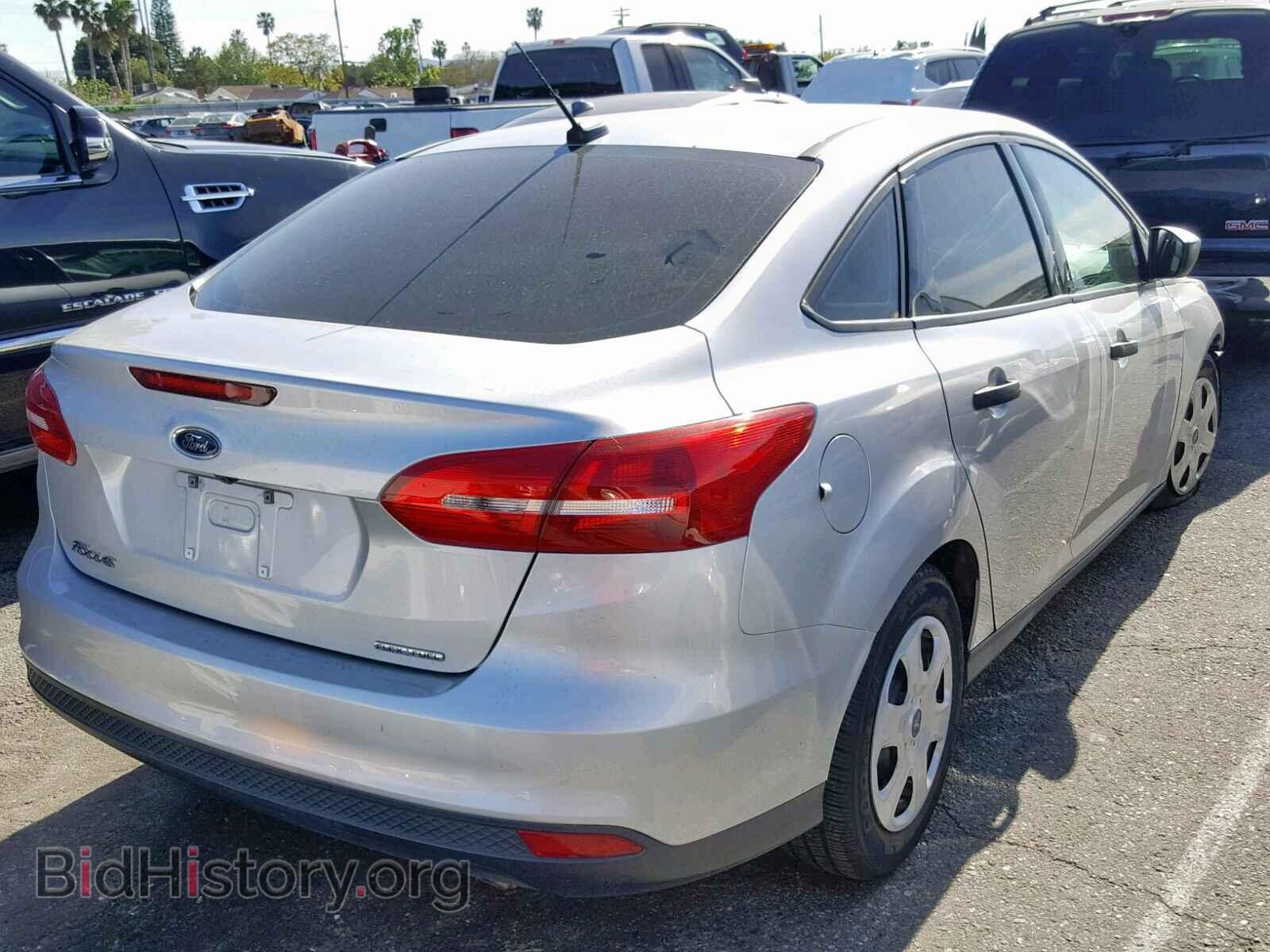 2016 FORD FOCUS - VIN: 1FADP3E23GL275644 - Photo 4