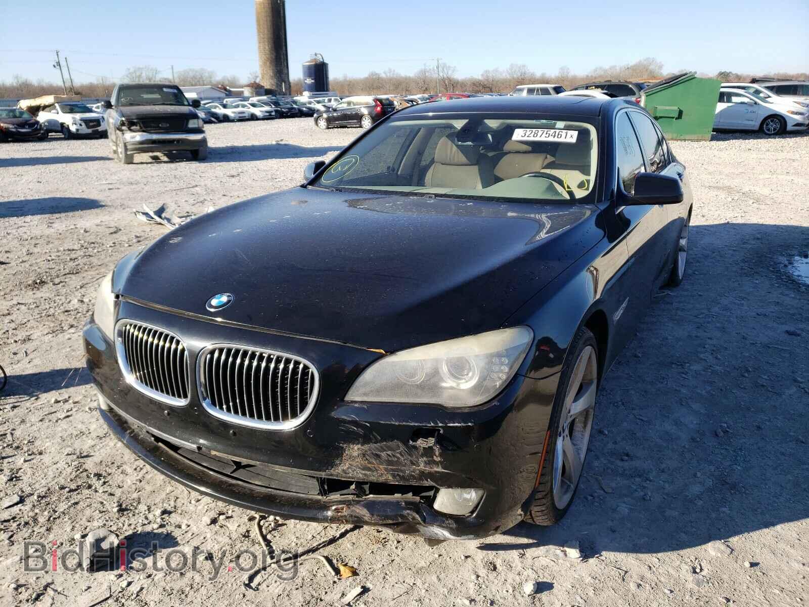 2011 BMW 7 SERIES - VIN: WBAKC8C56BC431673 - Фото 2