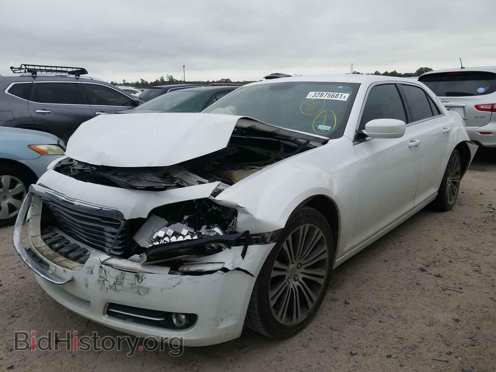 2013 CHRYSLER 300 - VIN: 2C3CCABG7DH727971 - Фото 2