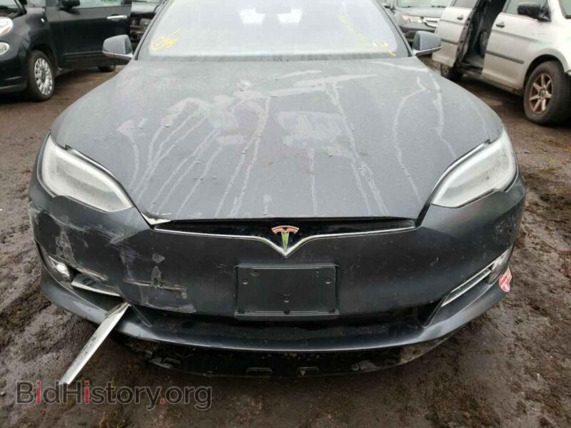2016 Tesla MODEL S (VIN 5YJSA1E15GF160660) — фото 7 из 10