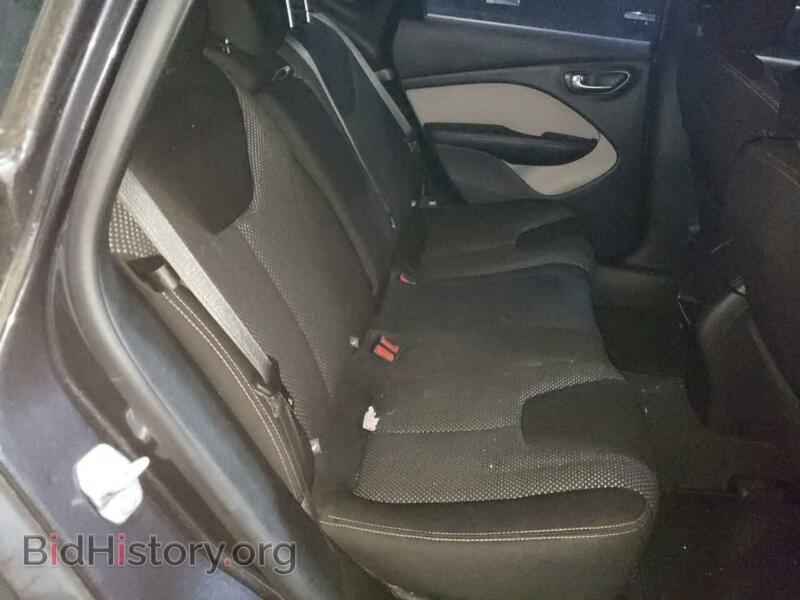 2014 Dodge DART (VIN 1C3CDFBB3ED909583) — photo 6 of 10