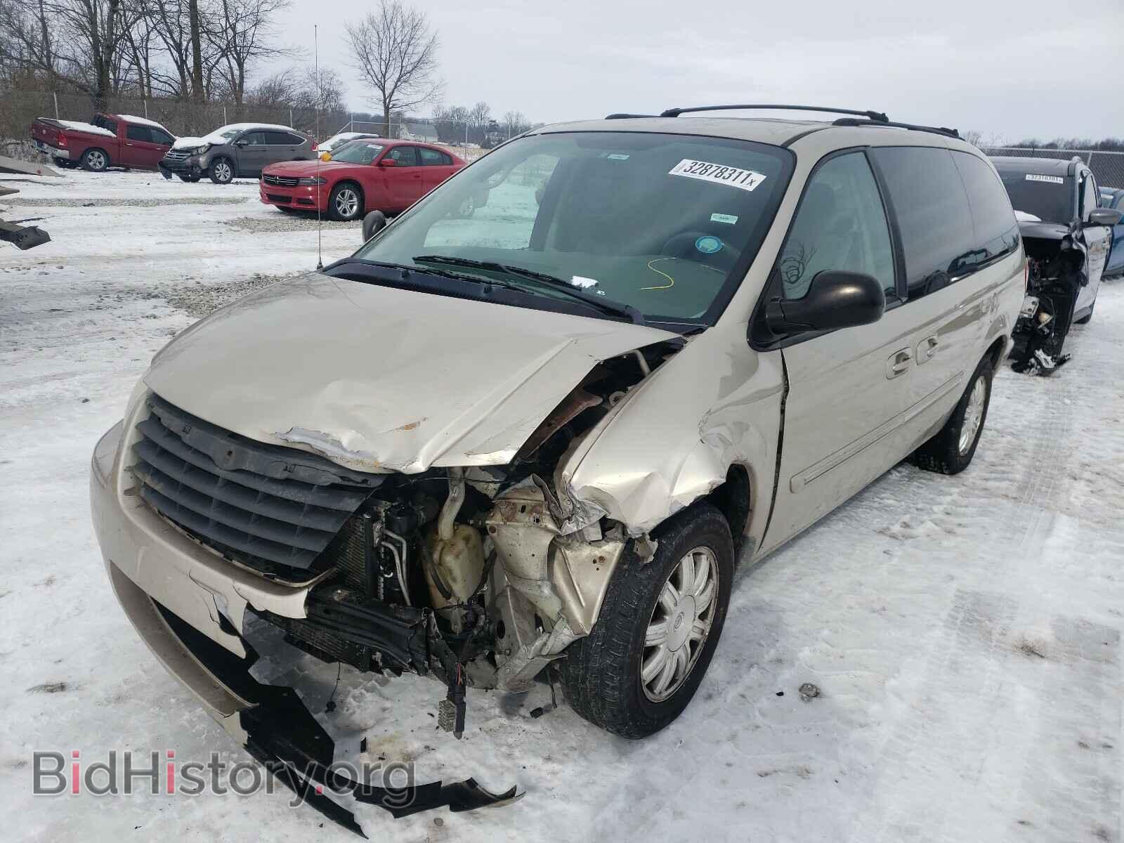 2006 CHRYSLER MINIVAN - VIN: 2A4GP54L16R838722 - Фото 2