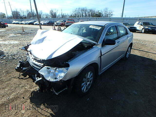 2010 CHRYSLER SEBRING - VIN: 1C3CC4FB3AN148351 - Photo 2