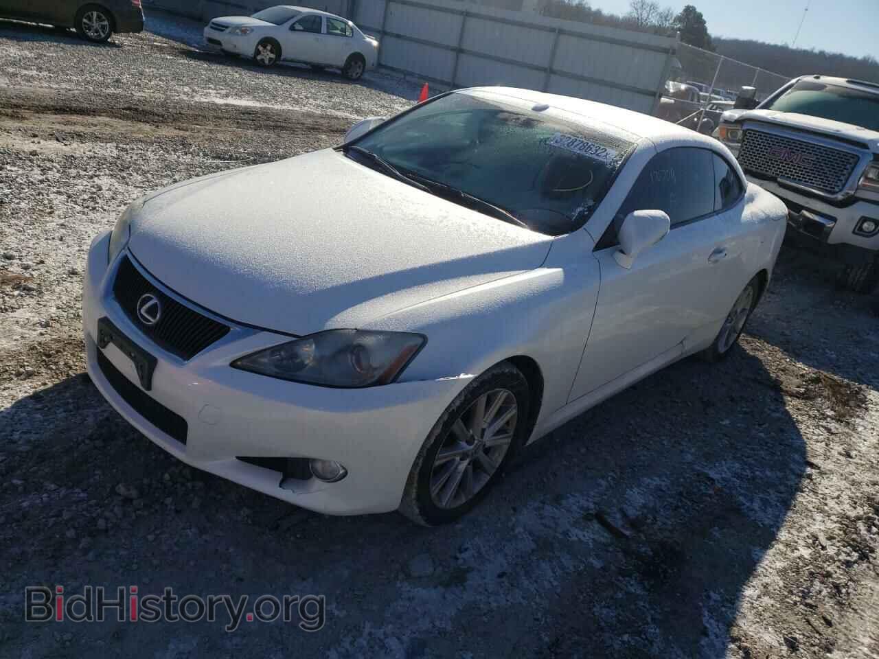 2010 LEXUS IS - VIN: JTHFF2C29A2504729 - Фото 2