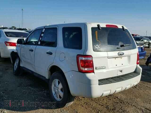 2011 FORD ESCAPE - VIN: 1FMCU0C74BKC23011 - Фото 3