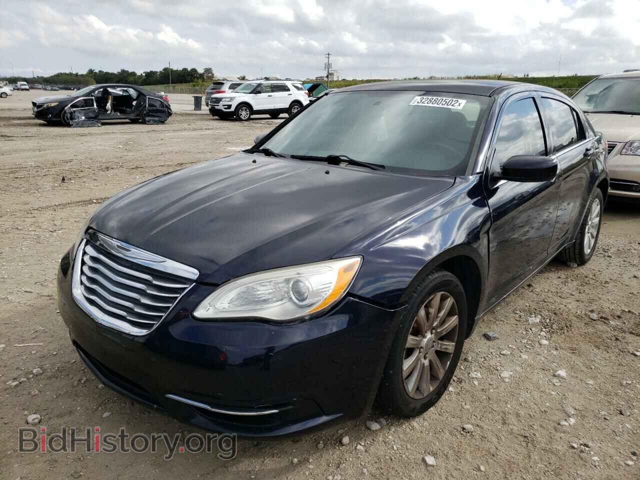 2012 CHRYSLER 200 - VIN: 1C3CCBBB2CN146426 - Фото 2