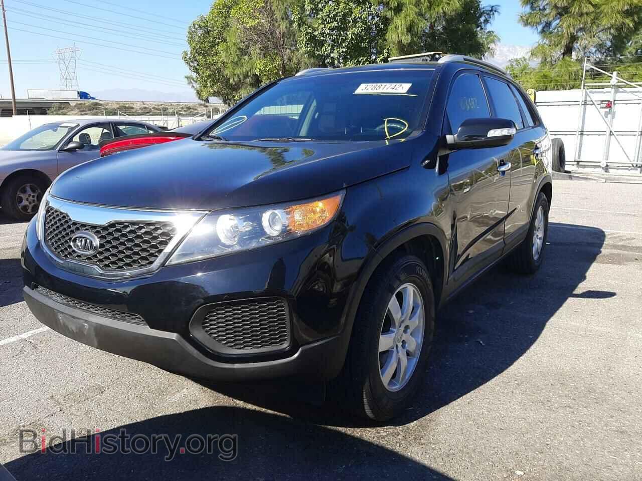 2012 KIA SORENTO - VIN: 5XYKT3A29CG256816 - Фото 2