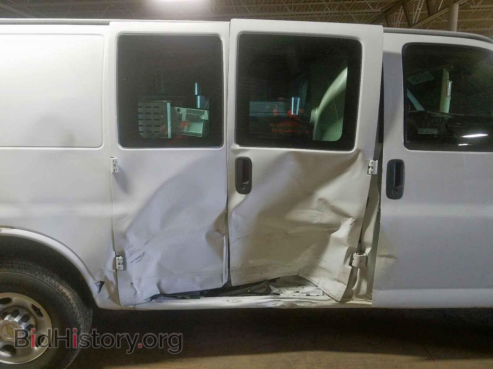2014 CHEVROLET EXPRESS - VIN: 1GCWGFCA2E1914703 - Фото 9