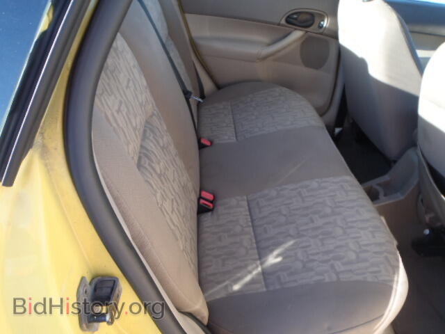 2005 FORD FOCUS - VIN: 1FAFP34N25W132829 - Фото 6