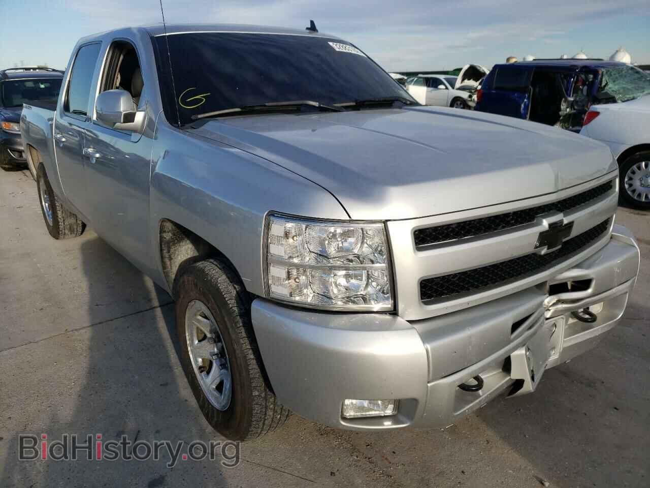 Фотография 3GCPCTE02BG230203 - CHEVROLET SILVERADO 2011