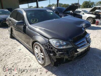 2013 Mercedes-Benz C-CLASS C 250, серый — VIN WDDGF4HB4DR288364, Copart