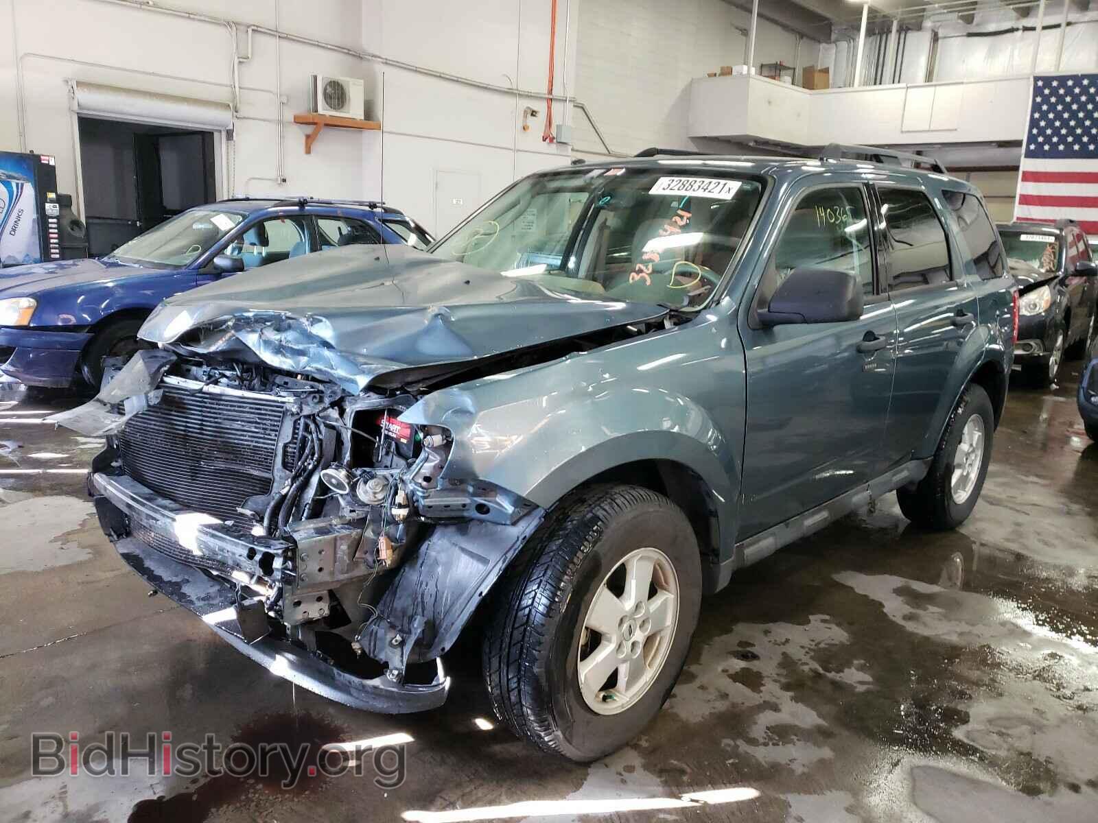 2011 FORD ESCAPE - VIN: 1FMCU9DG3BKB40978 - Фото 2