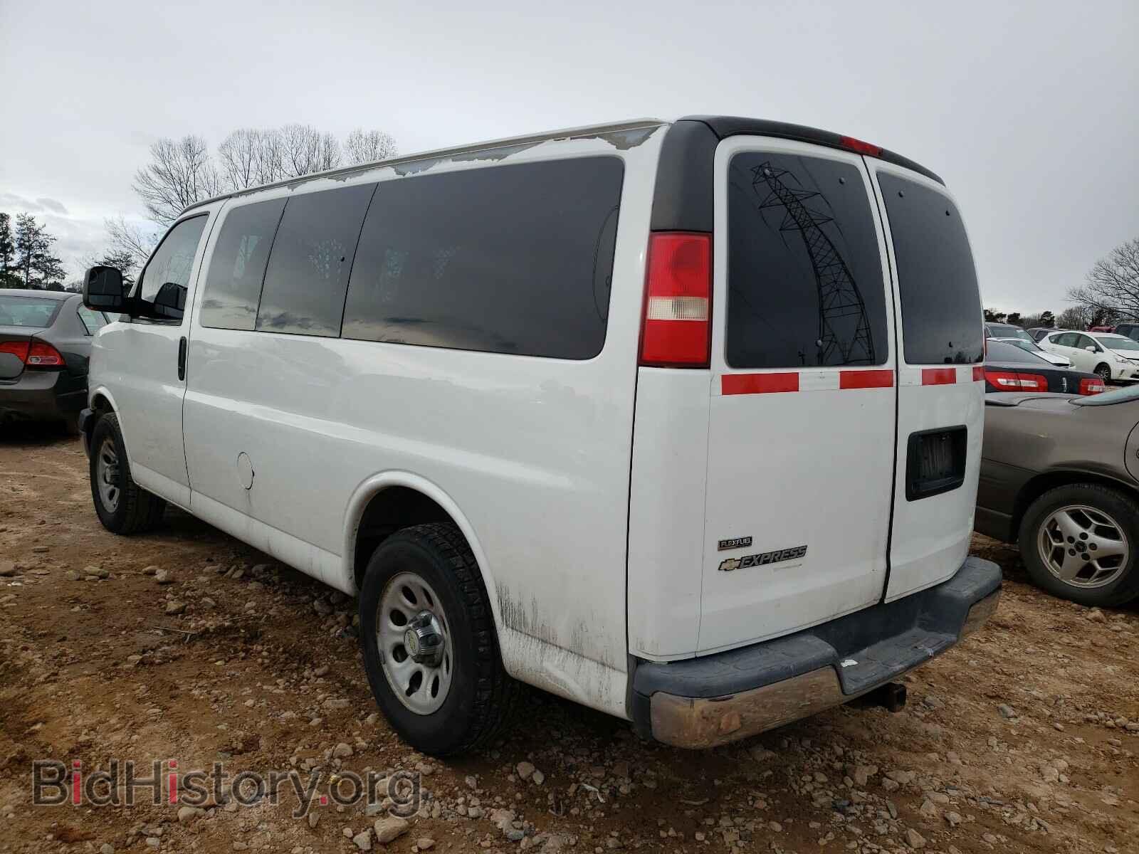 2010 CHEVROLET EXPRESS - VIN: 1GBUGCD42A1113783 - Фото 3