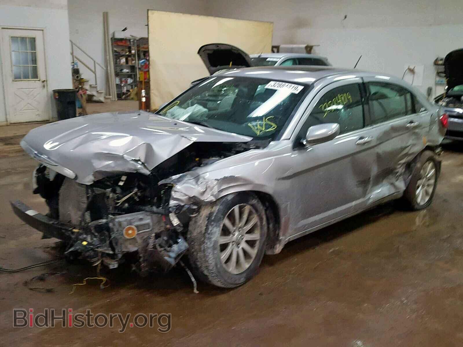 2014 CHRYSLER 200 - VIN: 1C3CCBCG9EN135887 - Фото 2
