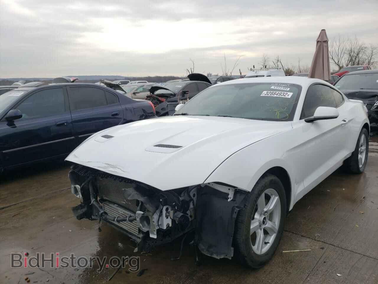 2018 FORD MUSTANG - VIN: 1FA6P8TH0J5126570 - Фото 2