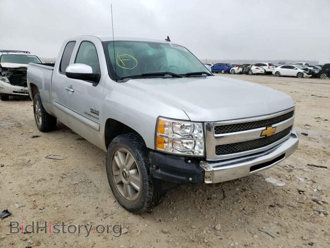Photo 1GCRCSE05DZ265582 - CHEVROLET SILVERADO 2013