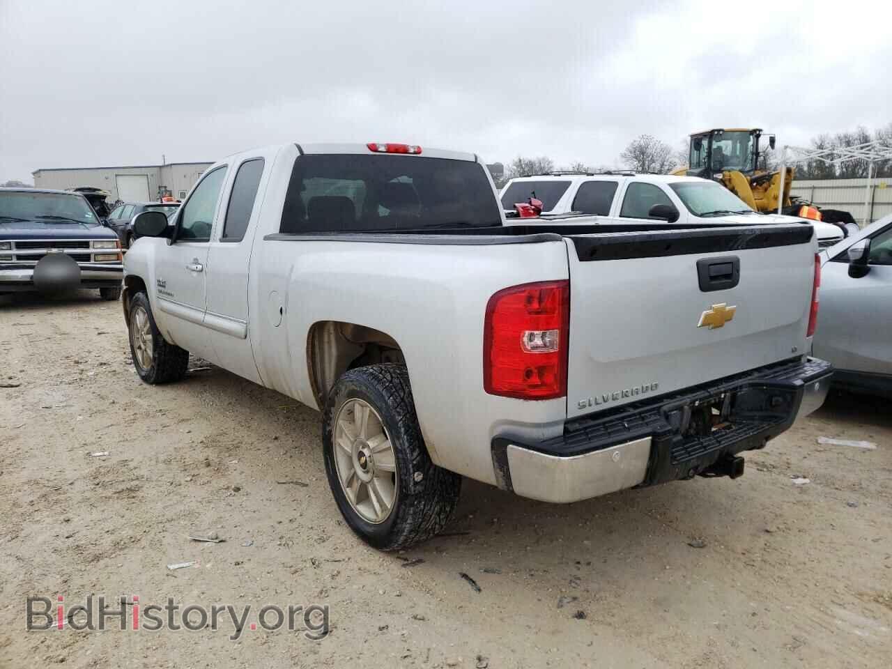 2013 CHEVROLET SILVERADO - VIN: 1GCRCSE05DZ265582 - Фото 3