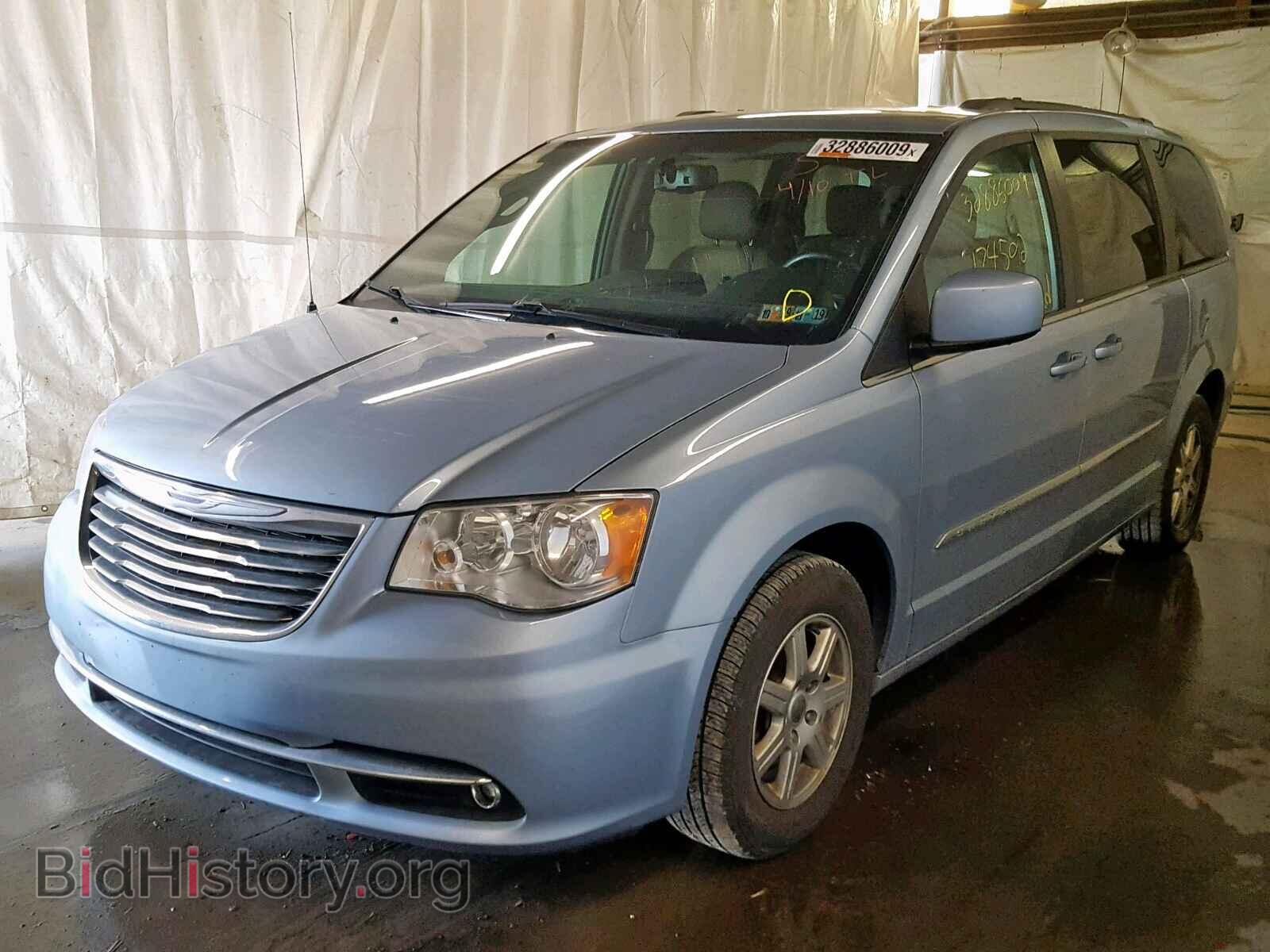 2013 CHRYSLER TOWN & COU - VIN: 2C4RC1BG7DR525583 - Фото 2