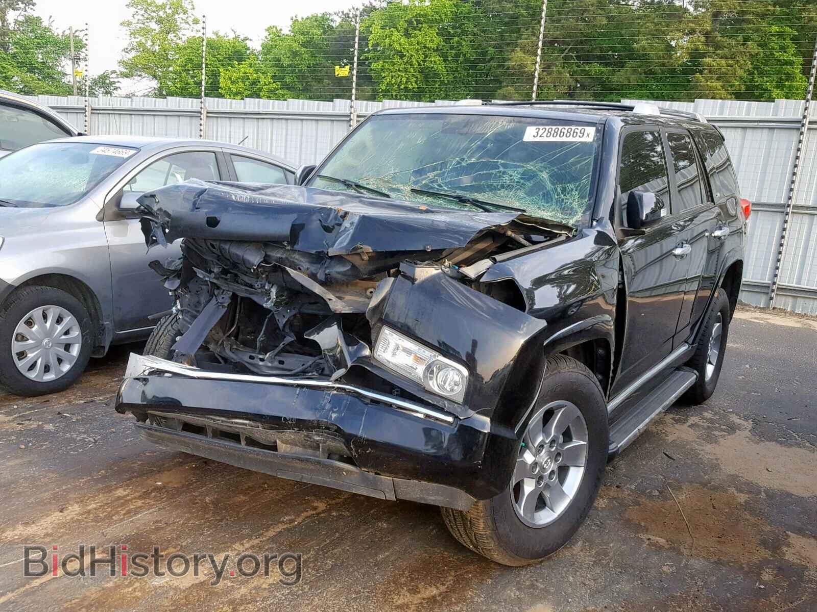 2012 TOYOTA 4RUNNER SR - VIN: JTEBU5JR2C5096868 - Фото 2