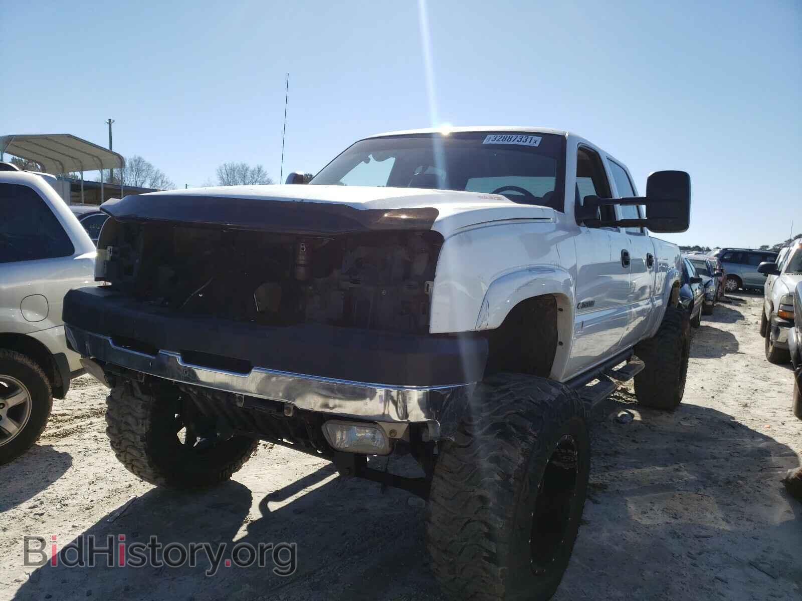 2006 CHEVROLET SILVERADO - VIN: 1GCHC23U86F128223 - Photo 2