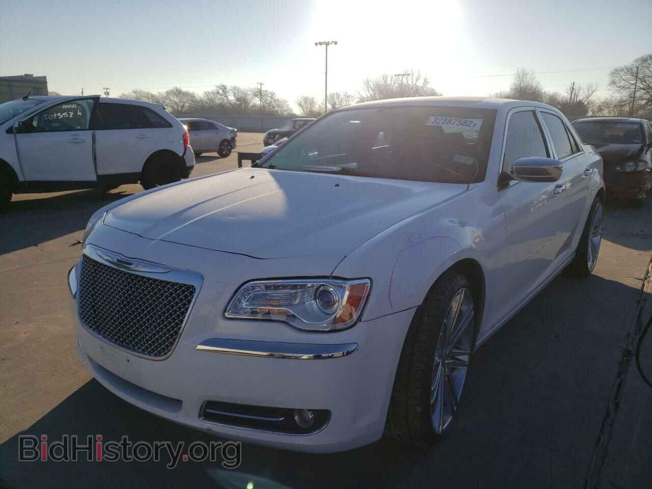 2013 CHRYSLER 300 - VIN: 2C3CCAET5DH510380 - Фото 2