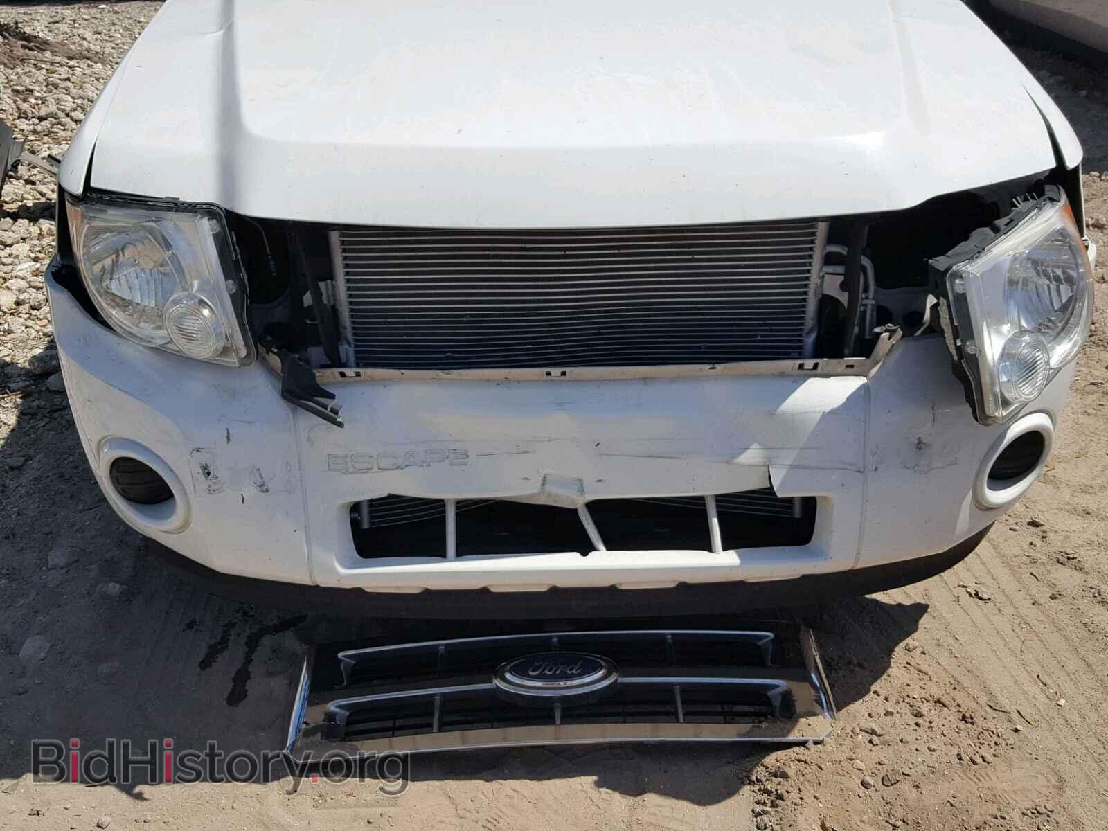 2011 FORD ESCAPE - VIN: 1FMCU0C75BKB92951 - Фото 9