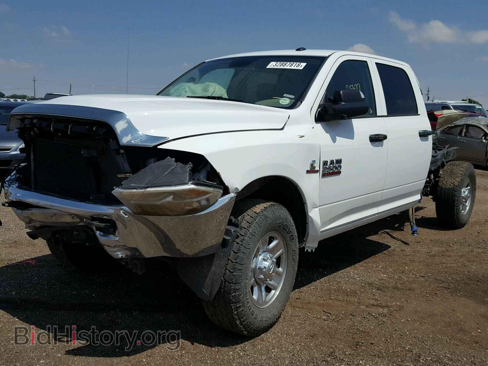 2017 RAM 2500 ST - VIN: 3C6UR5HL2HG716223 - Фото 2