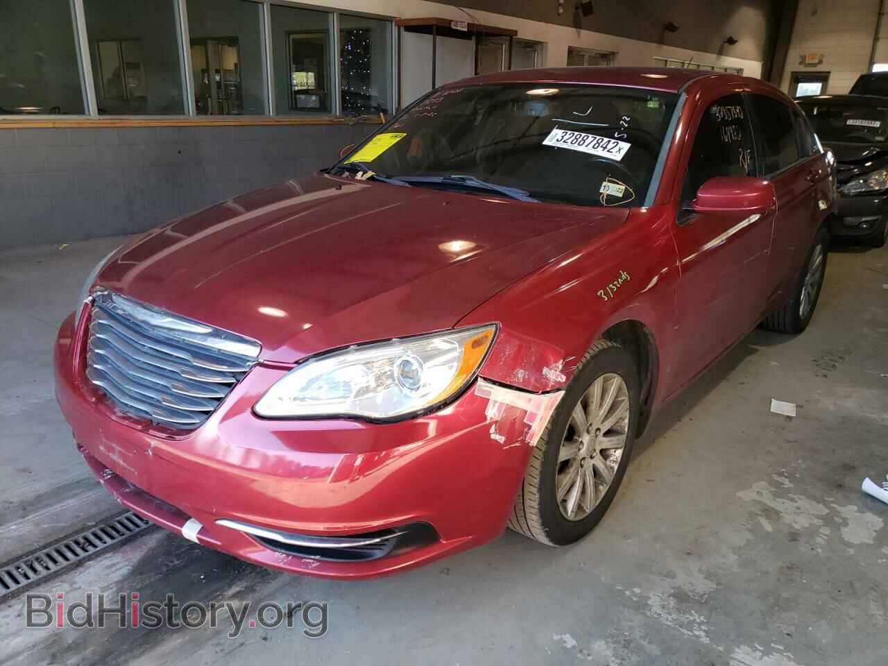2012 CHRYSLER 200 - VIN: 1C3CCBBBXCN106546 - Фото 2