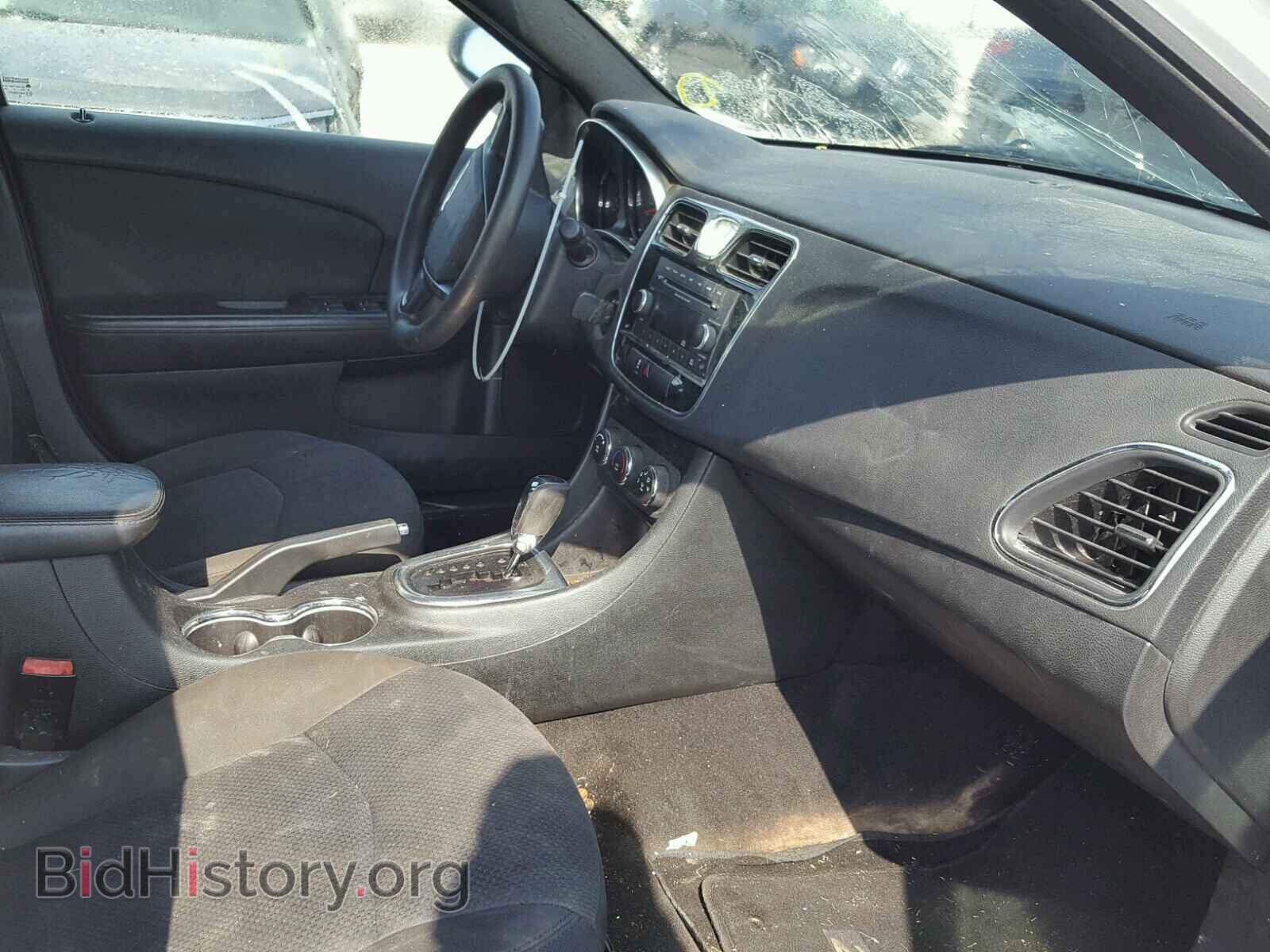 2012 CHRYSLER 200 - VIN: 1C3CCBAB2CN200146 - Фото 5