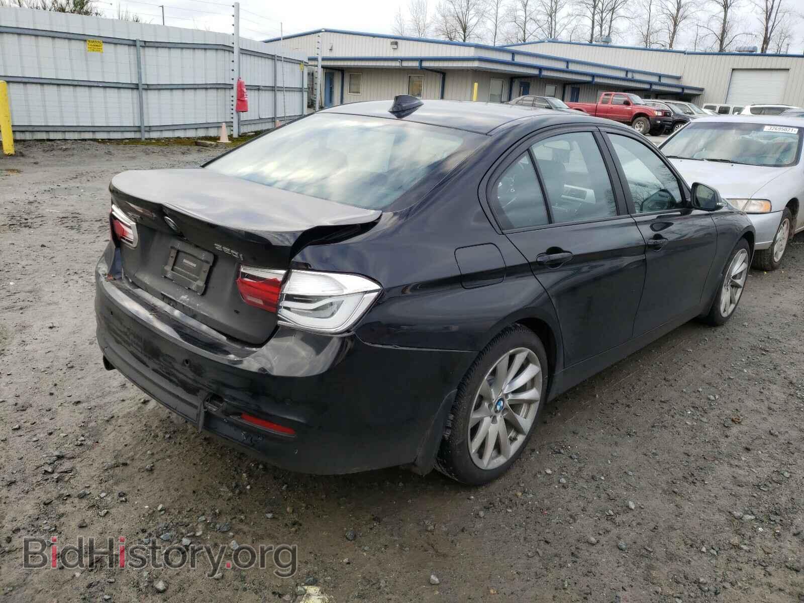2016 BMW 3 SERIES - VIN: WBA8E5G55GNT40094 - Фото 4